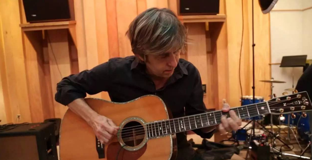 Eric Johnson's favorite acoustic guitar - Martin D-45